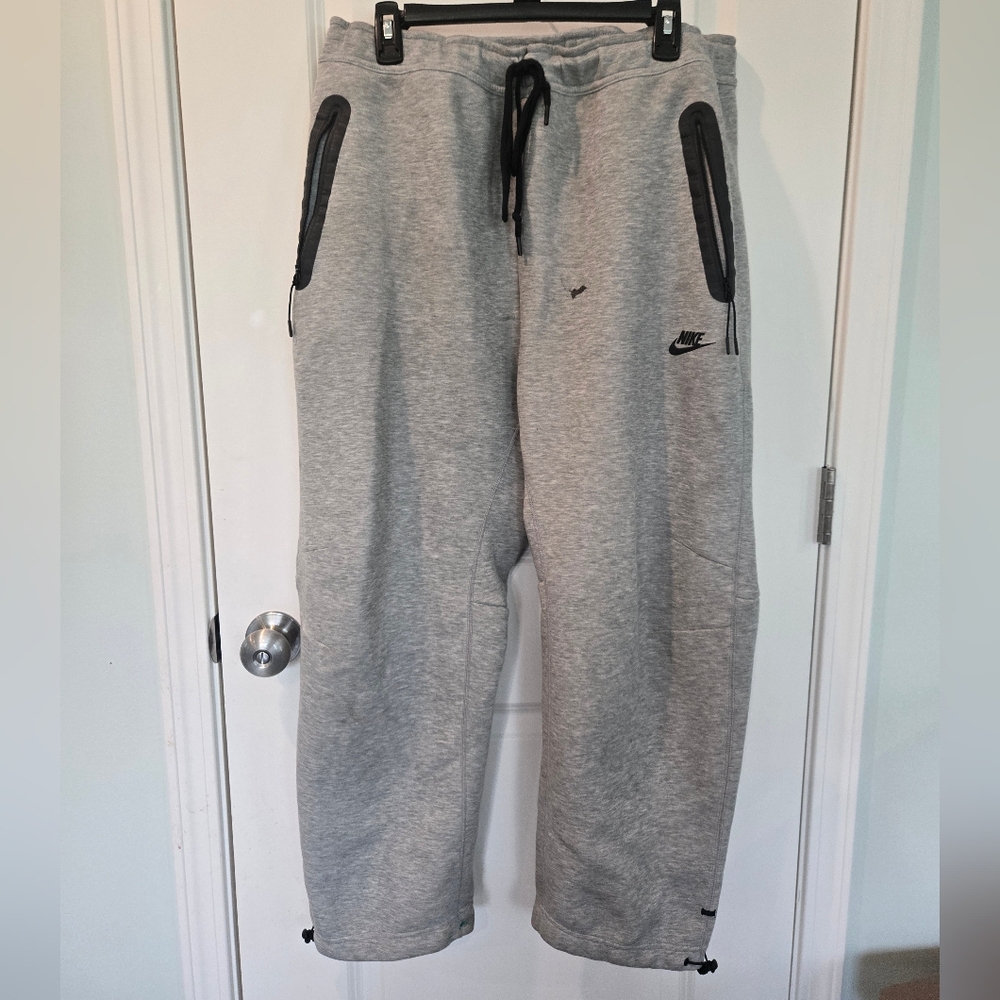 Nike Heather Gray Joggers with Black Details Mens XL Flawed